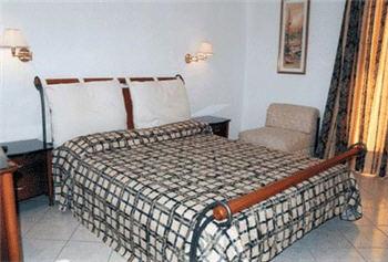 Dennis Hotel Λίμνη Dennis Hotel Λίμνη