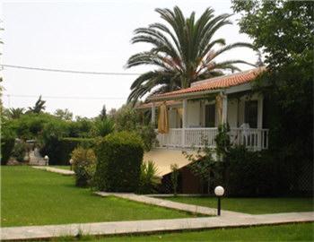 Ostria Apartments  Λίμνη