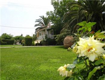 Ostria Apartments  Λίμνη
