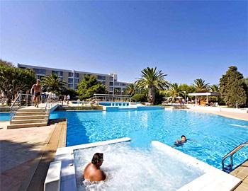 Caravia Beach Hotel Πισίνα Κώς