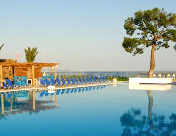 Kinetta Beach Resort & Spa Πισίνα Αθήνα Kinetta Beach Resort & Spa Πισίνα Αθήνα