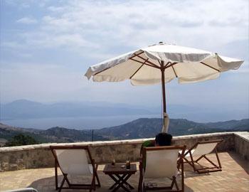 Gerofotis Guesthouse The terrace Αίγιο Gerofotis Guesthouse The terrace Αίγιο