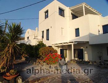 Ενοικιαζόμενα Δωμάτια Agnadi Villa Οία