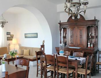 Kastro Antiparos Σαλόνι Αντίπαρος Χώρα