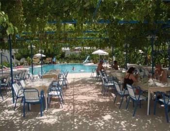 Garden Hotel Μπάρ πισίνας Παστίδα