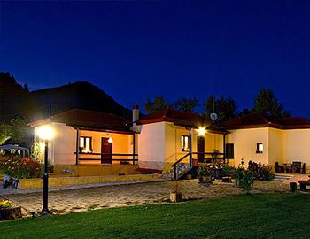 Ninemia Family Resort & Farm Άποψη Νυκτερινή Καρπενήσι