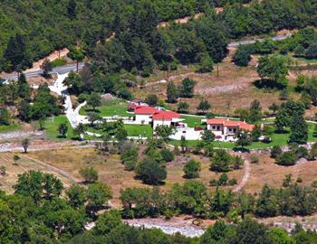 Ninemia Family Resort & Farm Πανοραμική Καρπενήσι